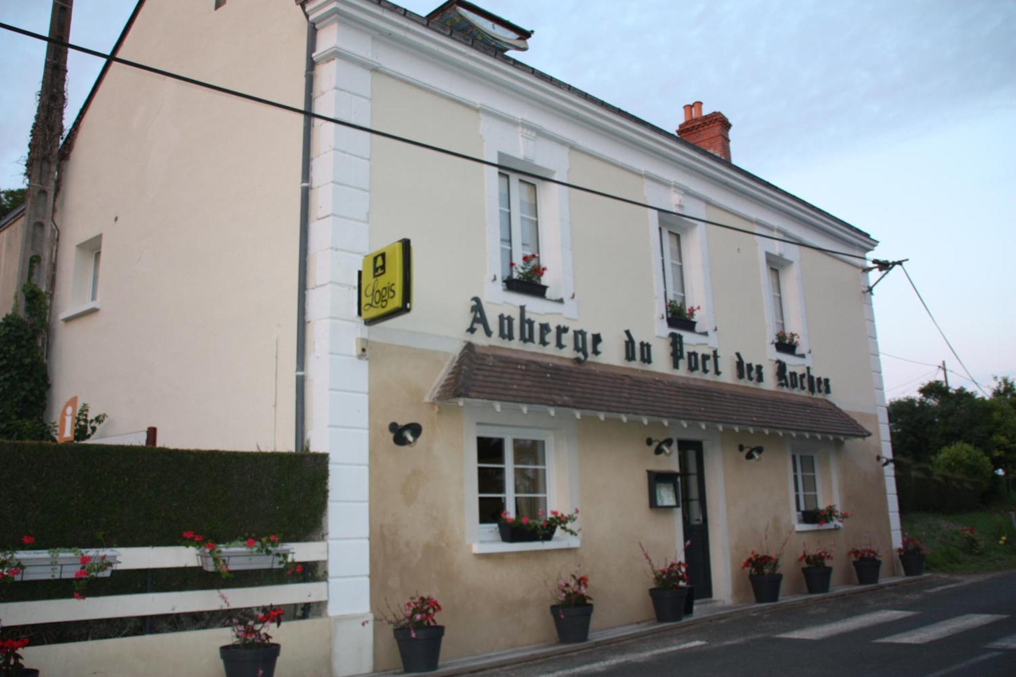 L'Auberge Du Port Des Roches Luche-Pringe Bagian luar foto